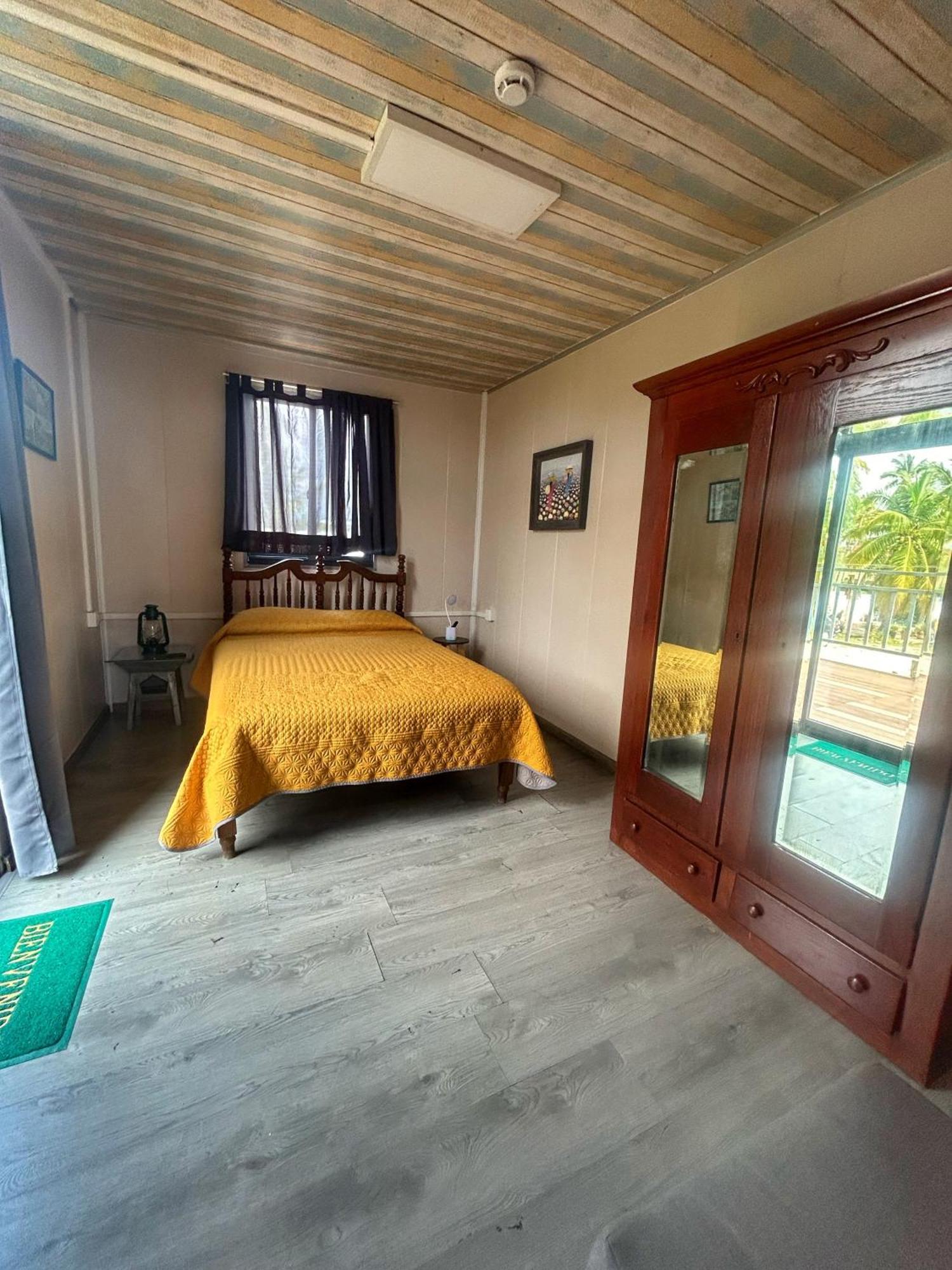 Yellow House 6 Minutos De Playa 巴拉德纳维达 外观 照片